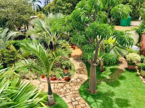 Le Jardin Exotique Hotel