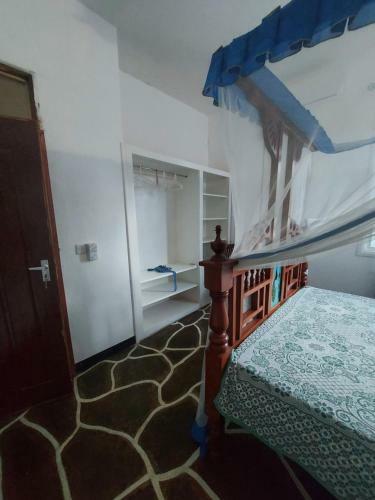 Villa Leopard House