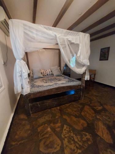 Villa Leopard House