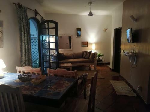 Apartamento Beautiful 2 Bedroom Home- Beach & 2 Large Pools