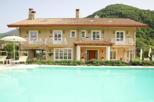 Bed & Breakfast Maral�