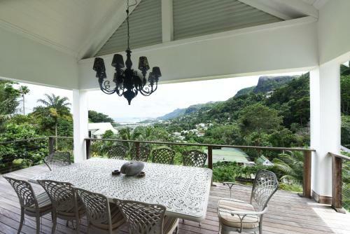 Villa Coconut Climb