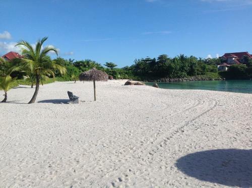 Apartamento Eden Island 3-bedroom Vacation Home