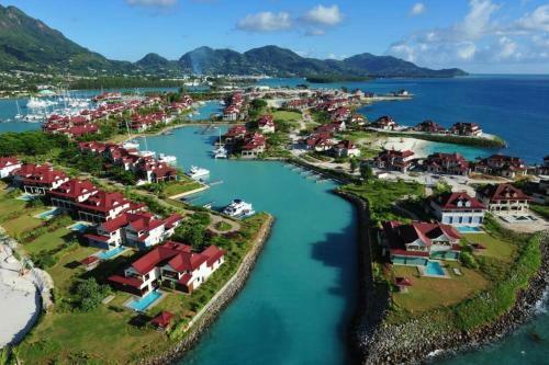 Apartamento Eden Island 3-bedroom Vacation Home