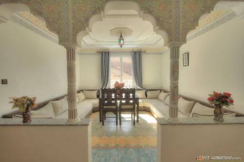 Hotel New Mars Dades