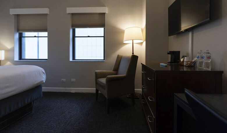 The Tremont Chicago Hotel At Magnificent Mile
