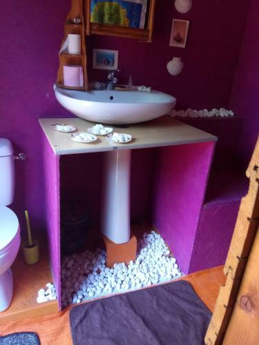 Bungalow Acc�s Piscine Jaccuzzi Chez Kat Et Rico