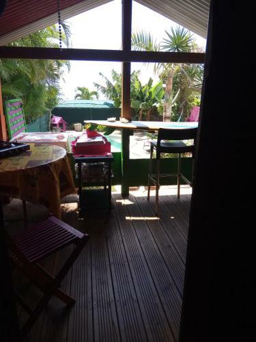 Bungalow Acc�s Piscine Jaccuzzi Chez Kat Et Rico