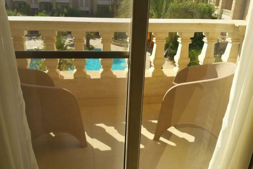One-bedroom Apartment S2 In Vip Zone Sunny Lakes