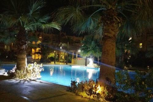 One-bedroom Apartment S2 In Vip Zone Sunny Lakes