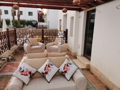 Chic Apartment 1