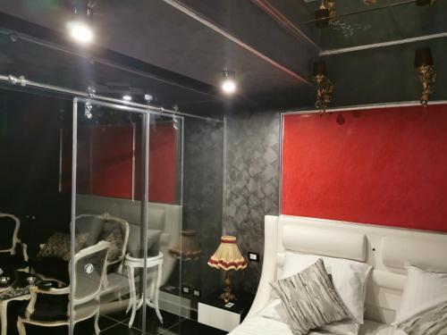 Chic Apartment 1