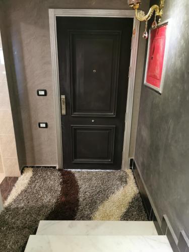 Chic Apartment 1