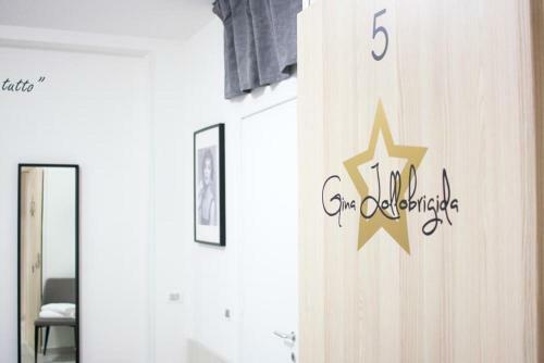 Hostal Tibur Star Guest House