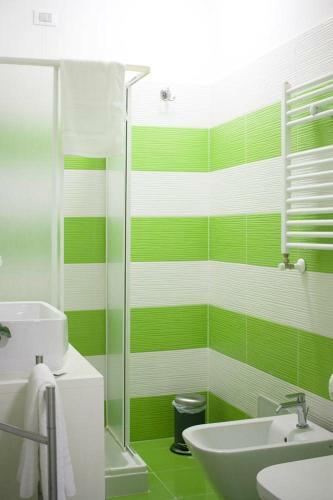 Hostal Tibur Star Guest House