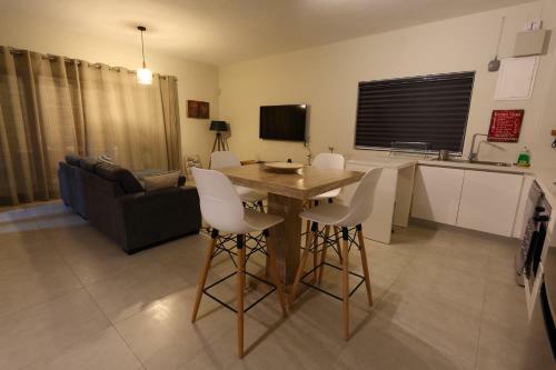 Apartamento Beach Cove 4
