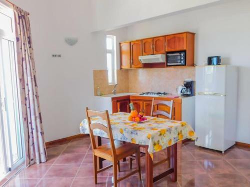 Tulsi Apartment & Studio