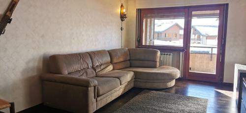 Hostdomus - City Center Apartment