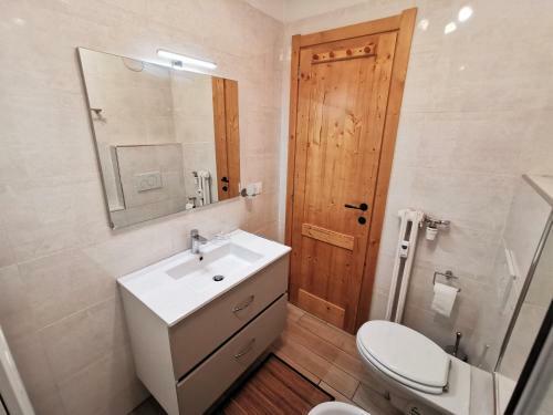Hostdomus - L'ermellino Apartment