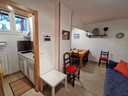 Hostdomus - L'ermellino Apartment