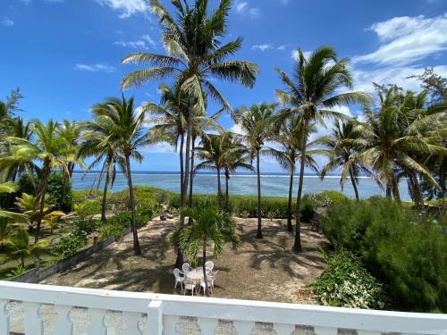 Villa & Bungalow 'coco Des Sables' Les Pieds Dans L'eau