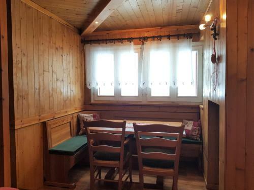Ski Slopes Apartment