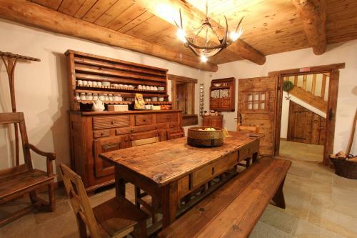 Mcs - Mon Chalet Sestriere