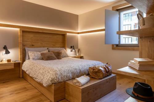Apartamento Hostdomus - Lynx Luxury Suite