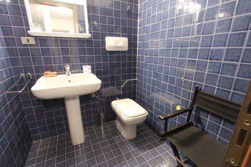Apartamento Hostdomus - Prince Suite