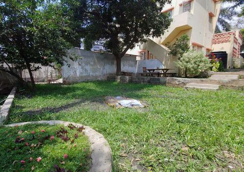 Albergue Ruby - Casa De Hospedes - Backpackers