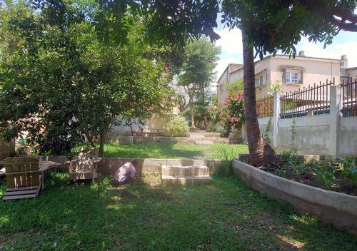 Albergue Ruby - Casa De Hospedes - Backpackers