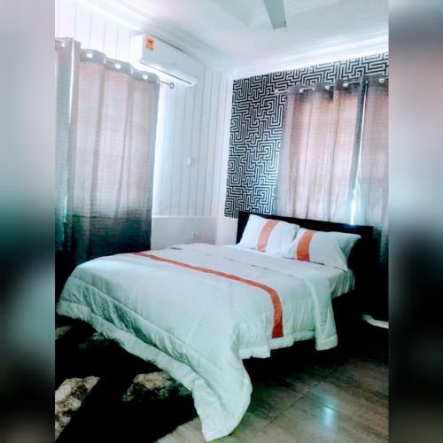 Hostal Maxjen Haven Guest House