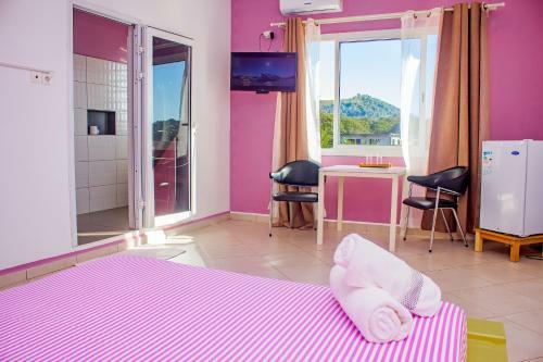 Hostal Cambria Hotel