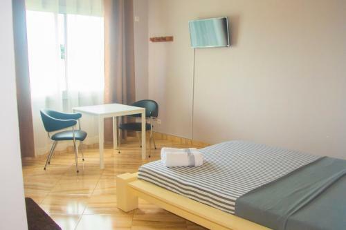 Hostal Cambria Hotel