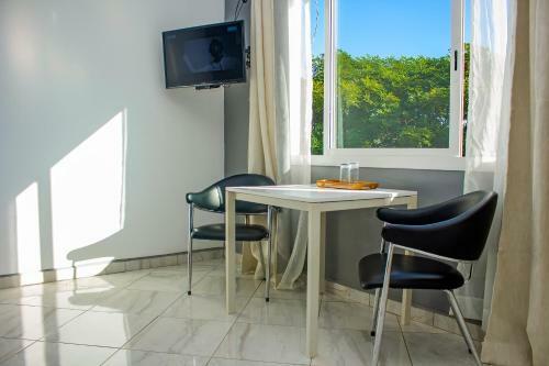 Hostal Cambria Hotel