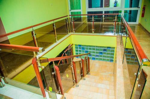 Vihills Hotel