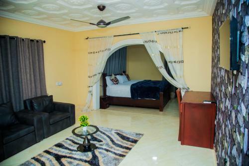 Vihills Hotel
