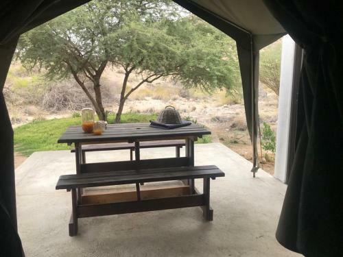 Achab Semi-self Catering Tent