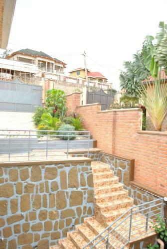 Bed & Breakfast Adriel Homes Ltd