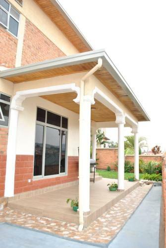 Bed & Breakfast Adriel Homes Ltd