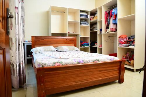 Hostal Gaju House
