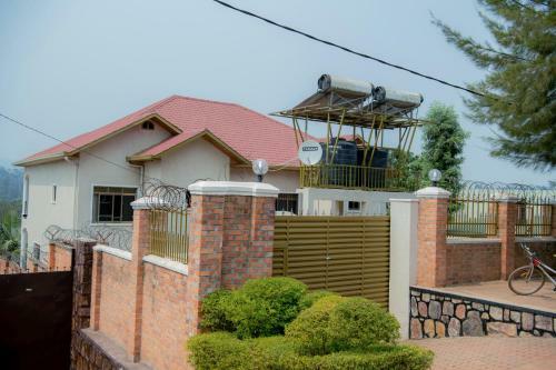 Hostal Gaju House