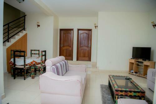 Hostal Gaju House