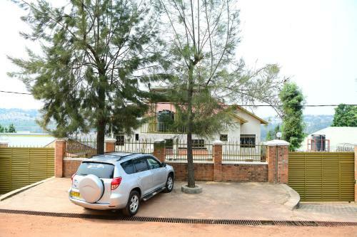 Hostal Gaju House