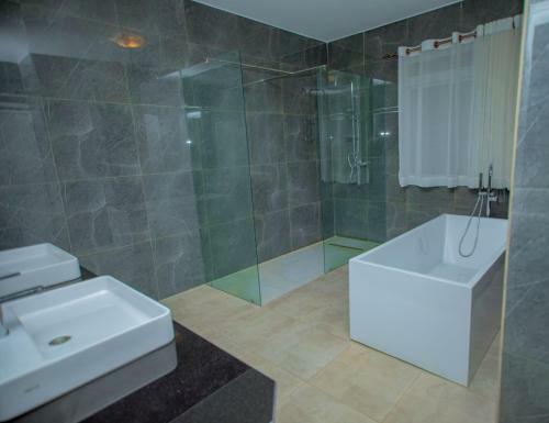 Noble Place Apartment