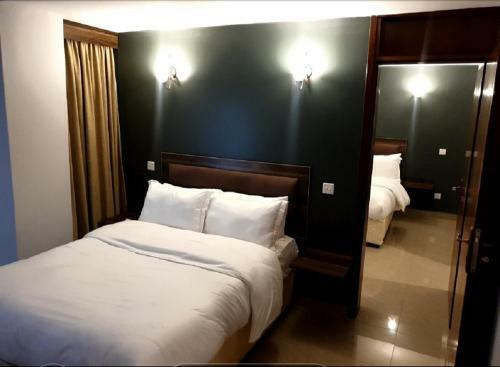 Hotel Isimbi