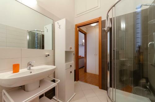 Apartamento Altido Elegant Flat Close To Seaside With Car Park