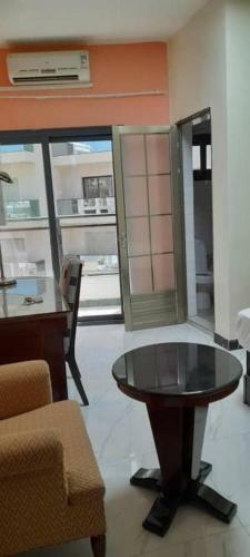 Amsy Hotel