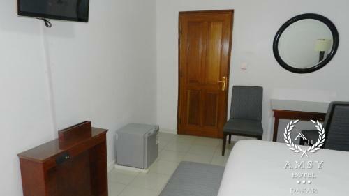 Amsy Hotel