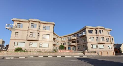 Beachfront Apartment @ Morleenpark Unit 11